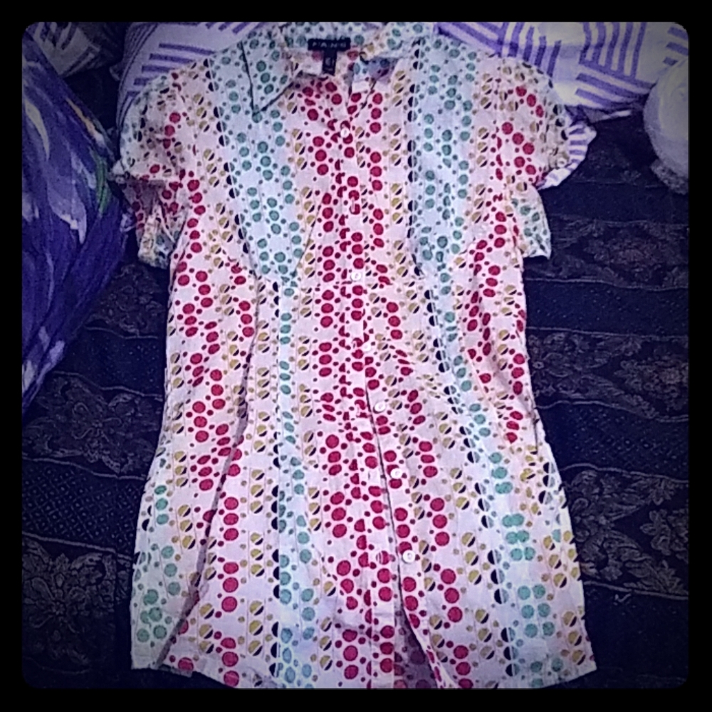 Bottom down shirt very fresh and pretty
